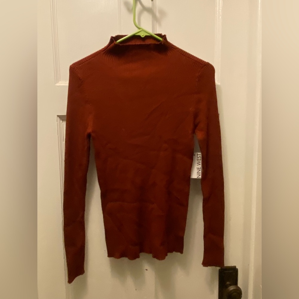 NWT-Ribbed knot top